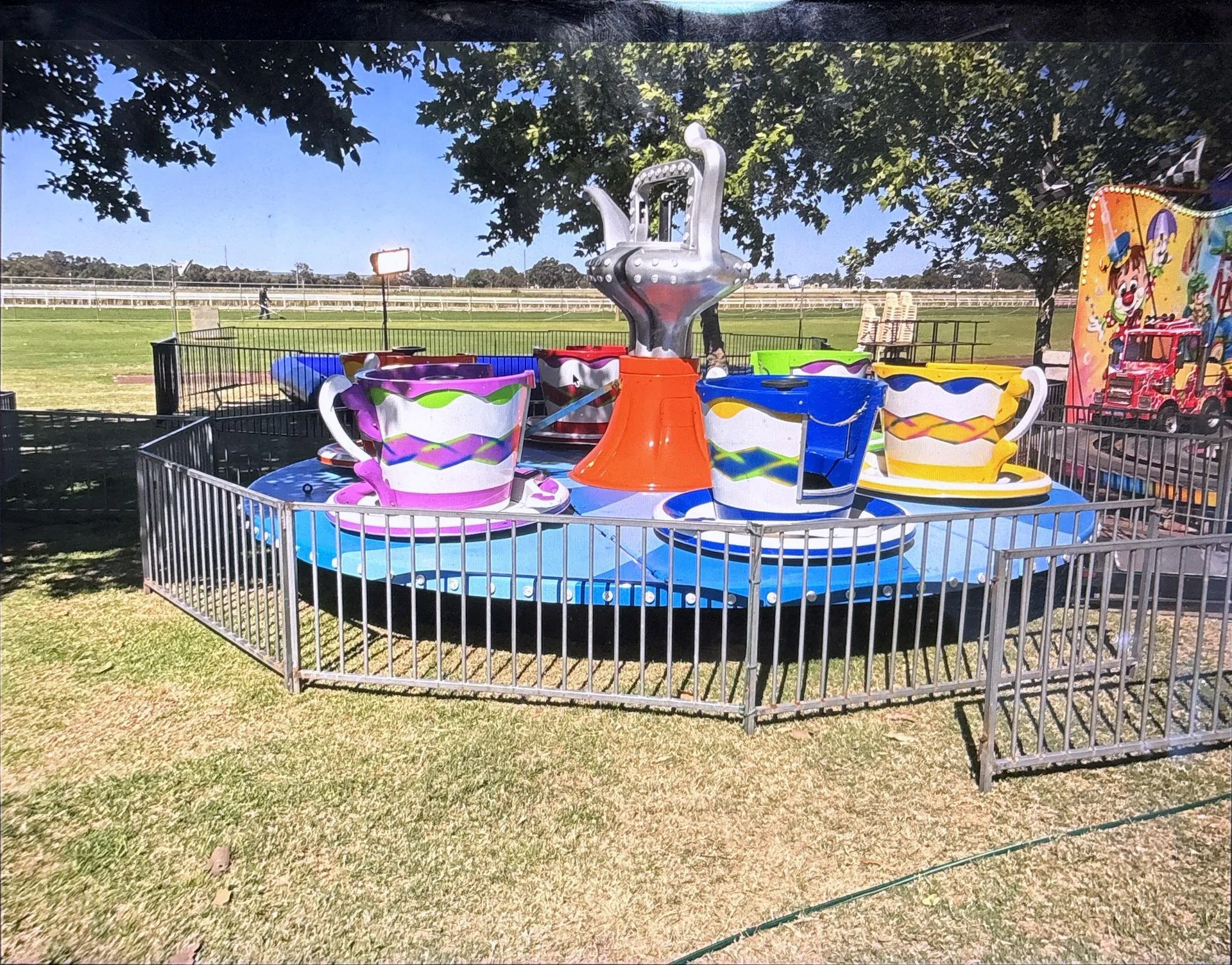 Perth Royal Show Rides - Mitro Tea Cups