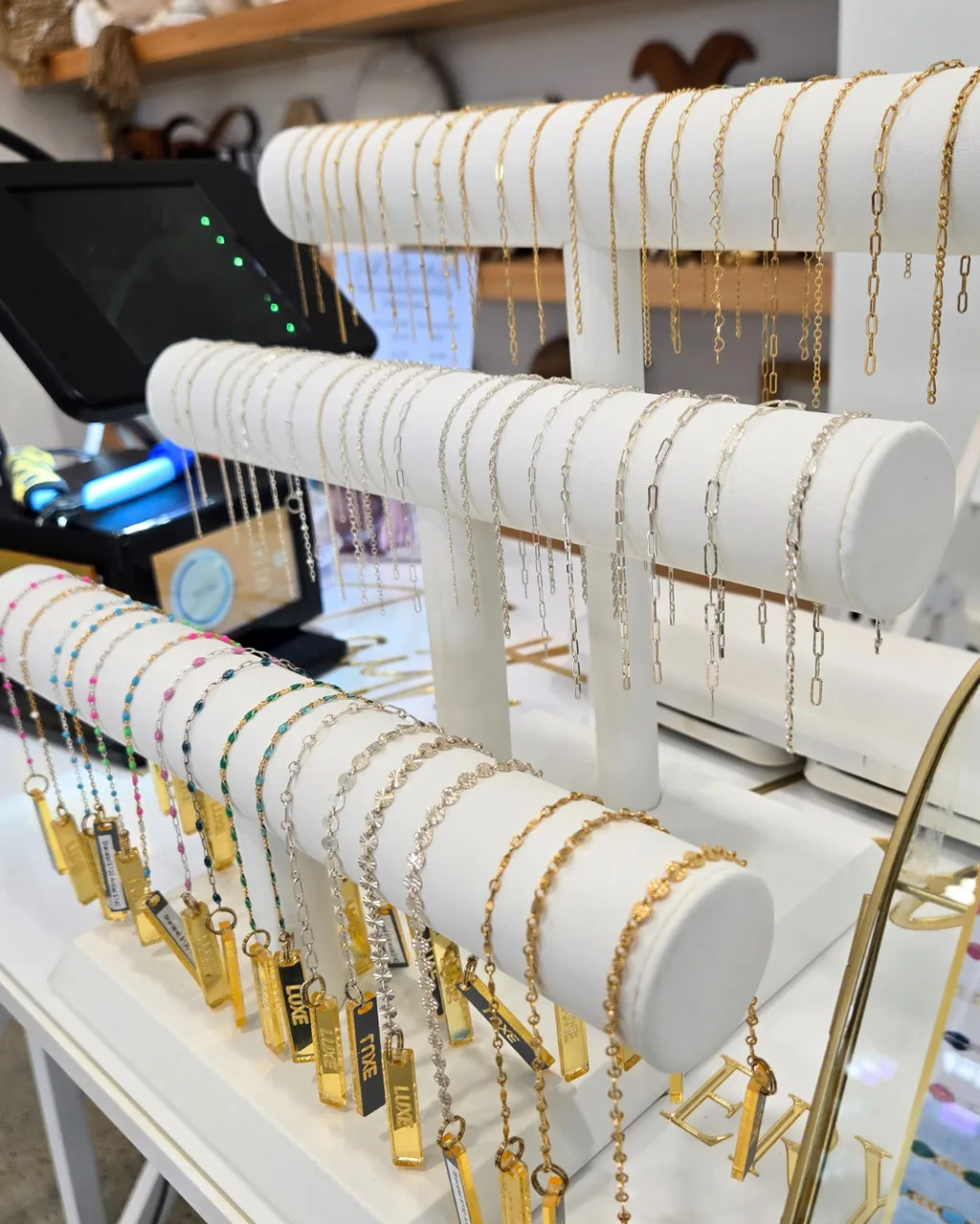 bracelet stand 