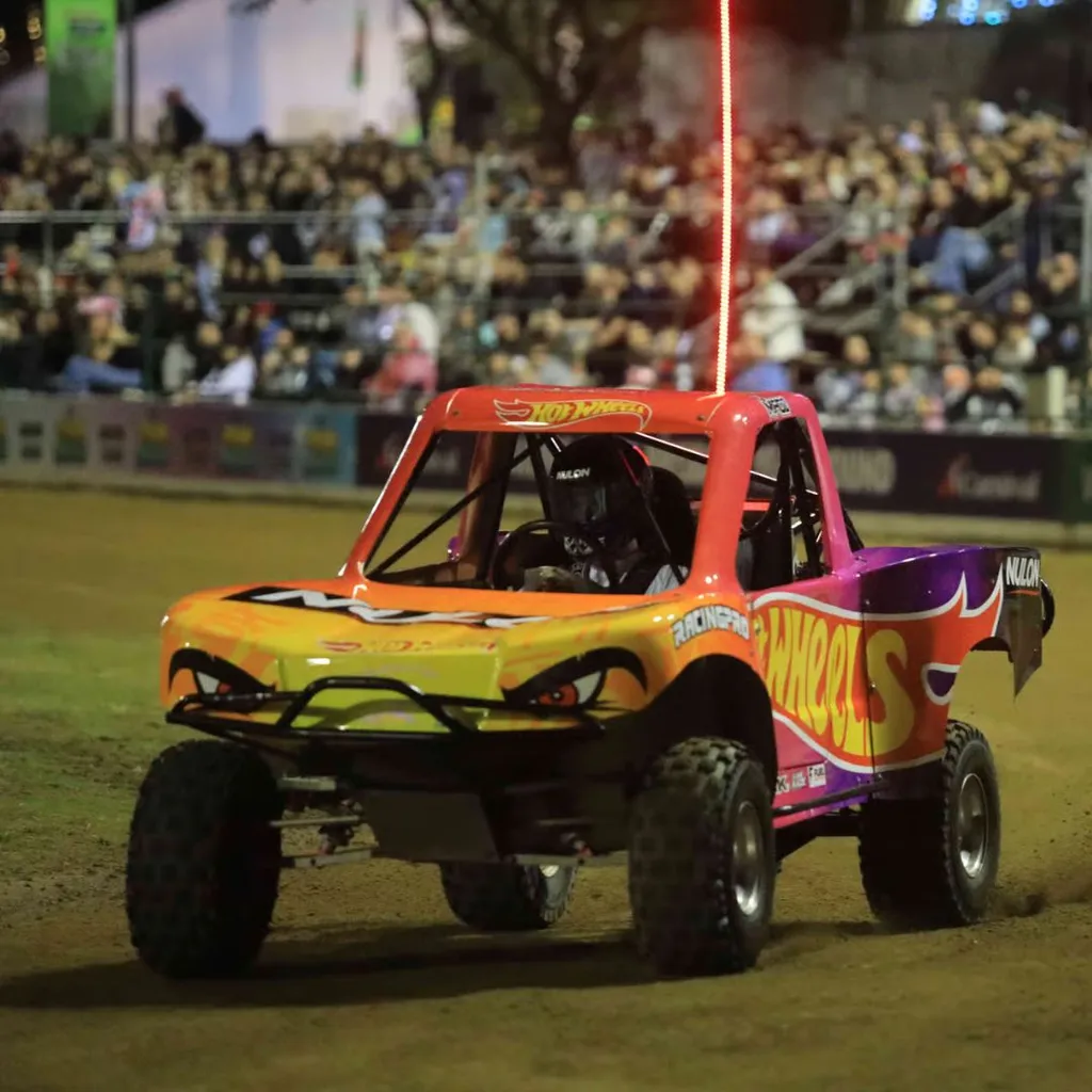 Hot Wheels Heroes Super Truck