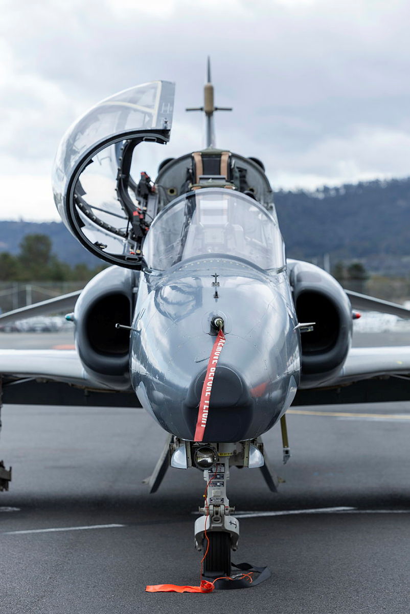 A127 Hawk 127