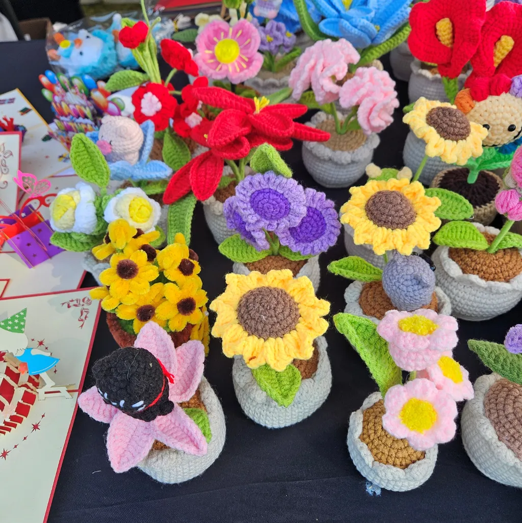Crochet Pipe Cleaner Flowers