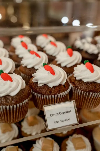 Carrot cake cupcakes