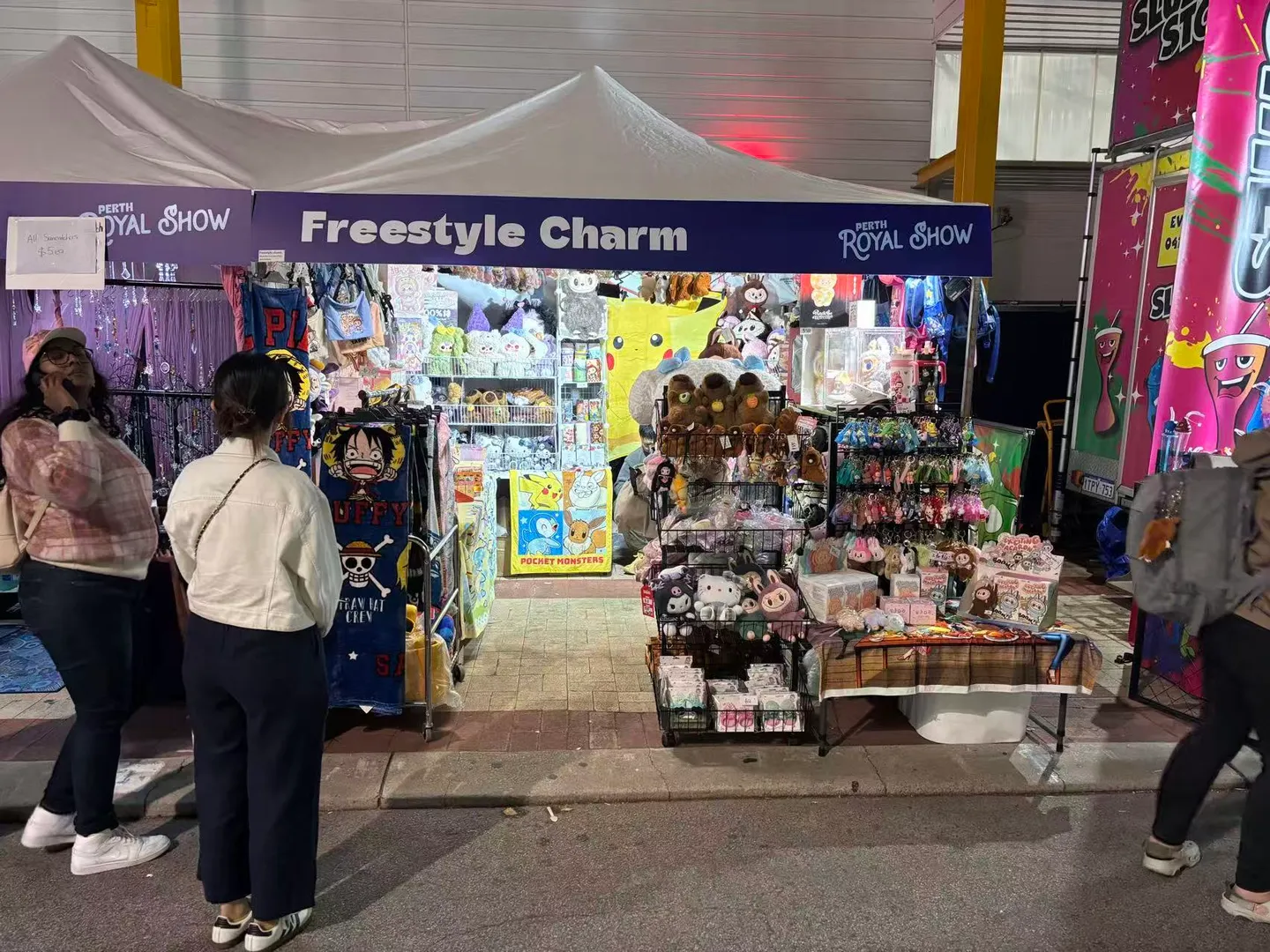 Freestyle charm vendour